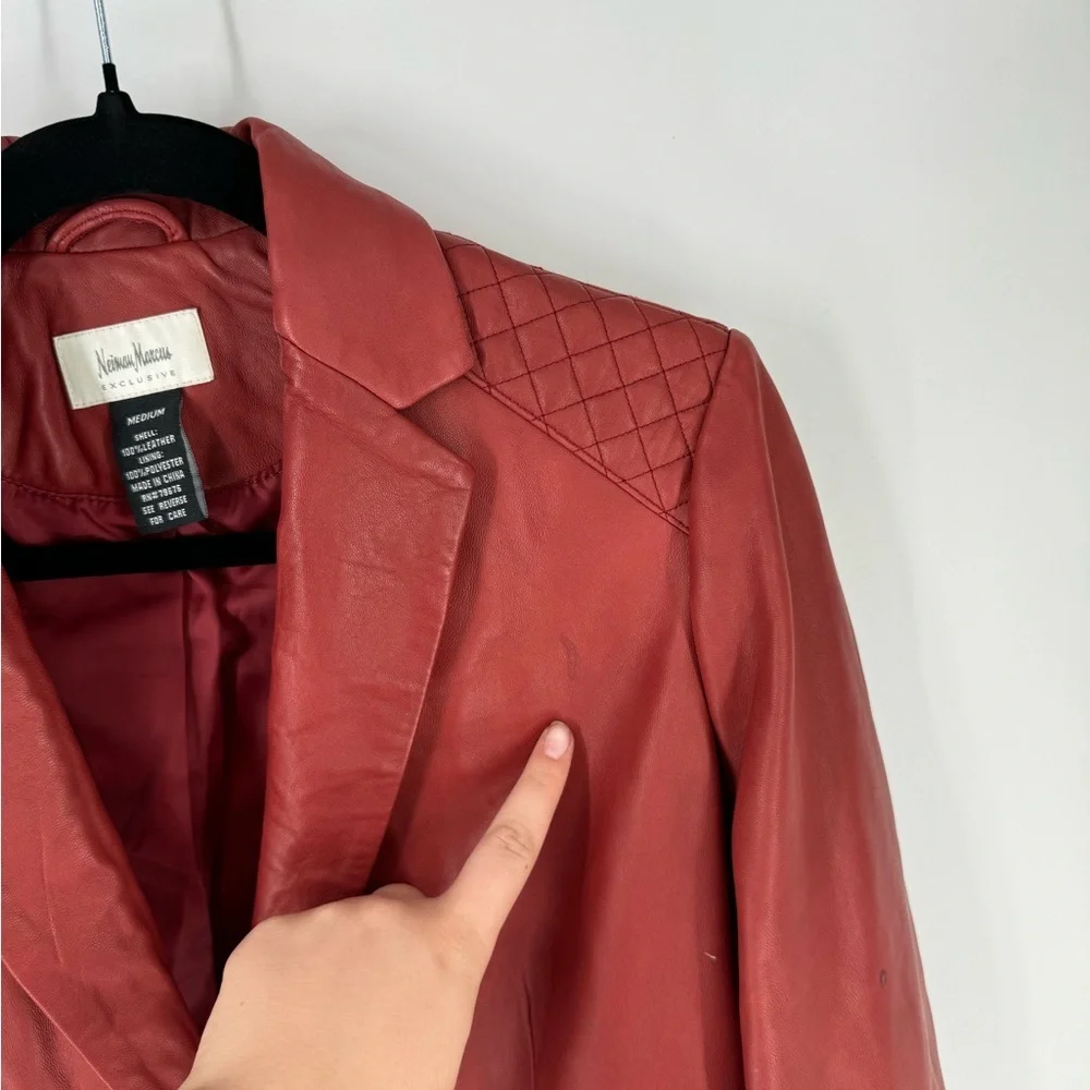 Neiman Marcus Vintage Y2K Dark Cherry Red Quilted Leather Blazer Jacket - Picture 5 of 5